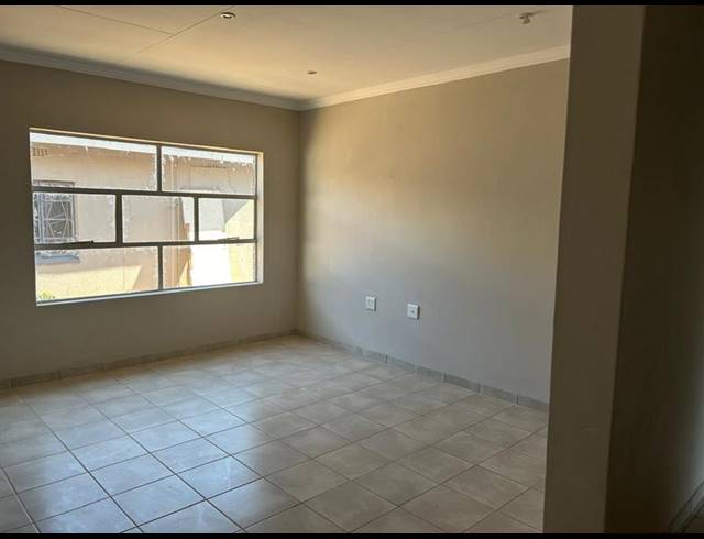 2 BEDROOM PROPERTY TO RENT IN MOKOPANE CENTRAL